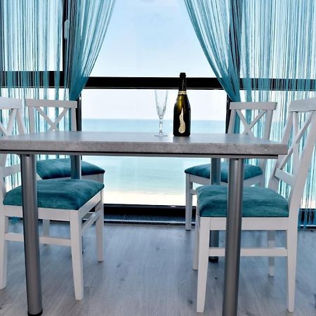 Апартаменти Turquoise By The Sea Констанца Екстер'єр фото